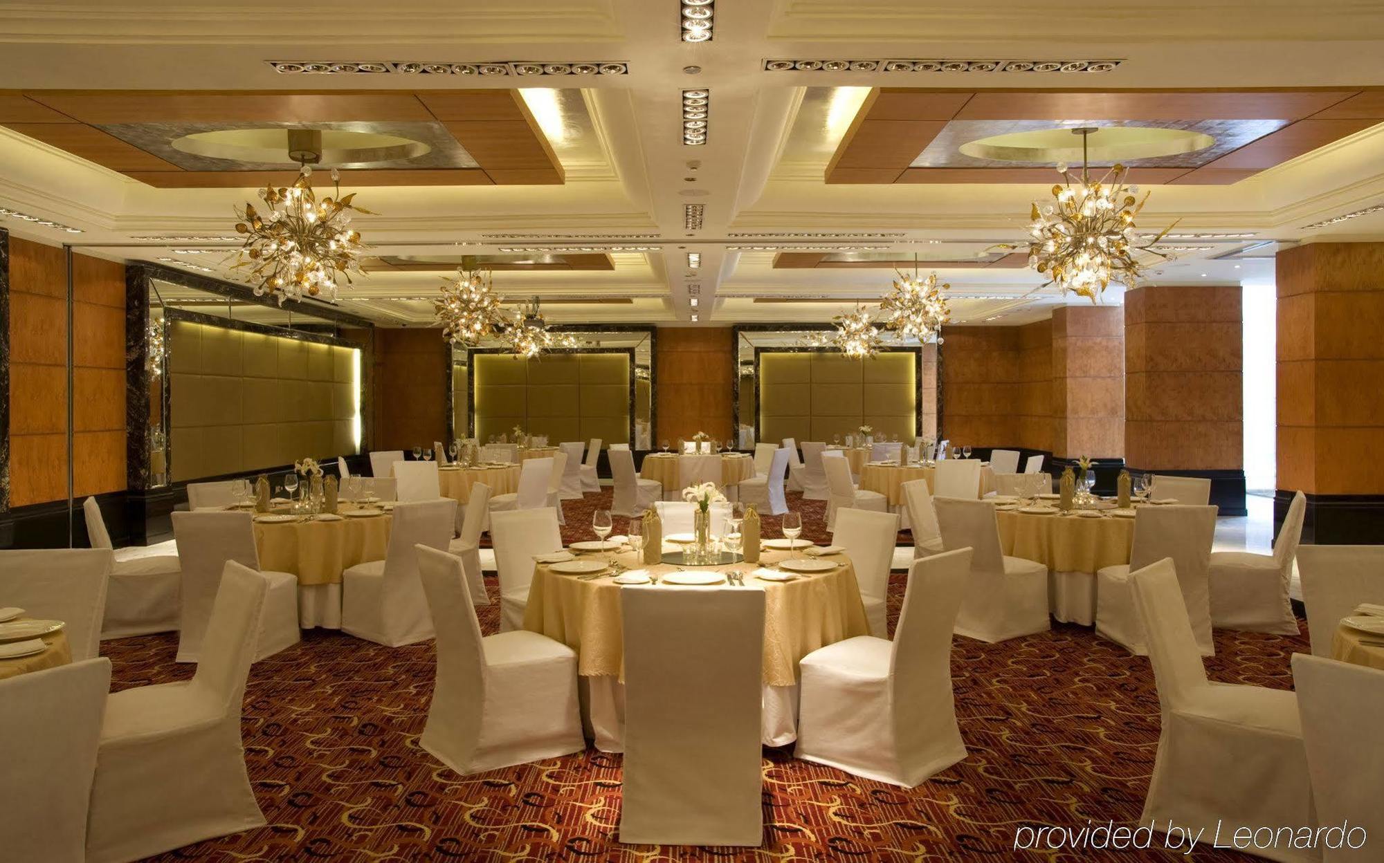 Hotel Taj Club House Chennai Restauracja zdjęcie